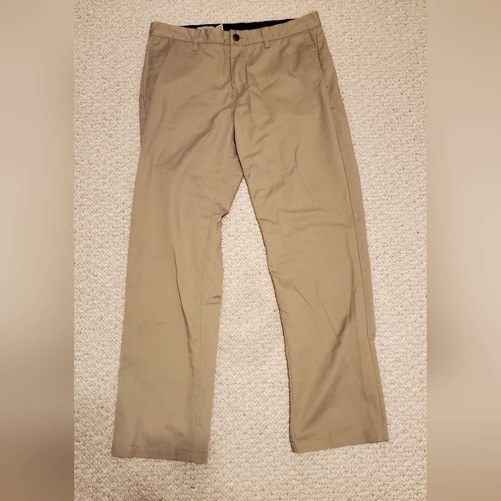 Volcom Men's Chino Khaki Beige Pants Size 33
